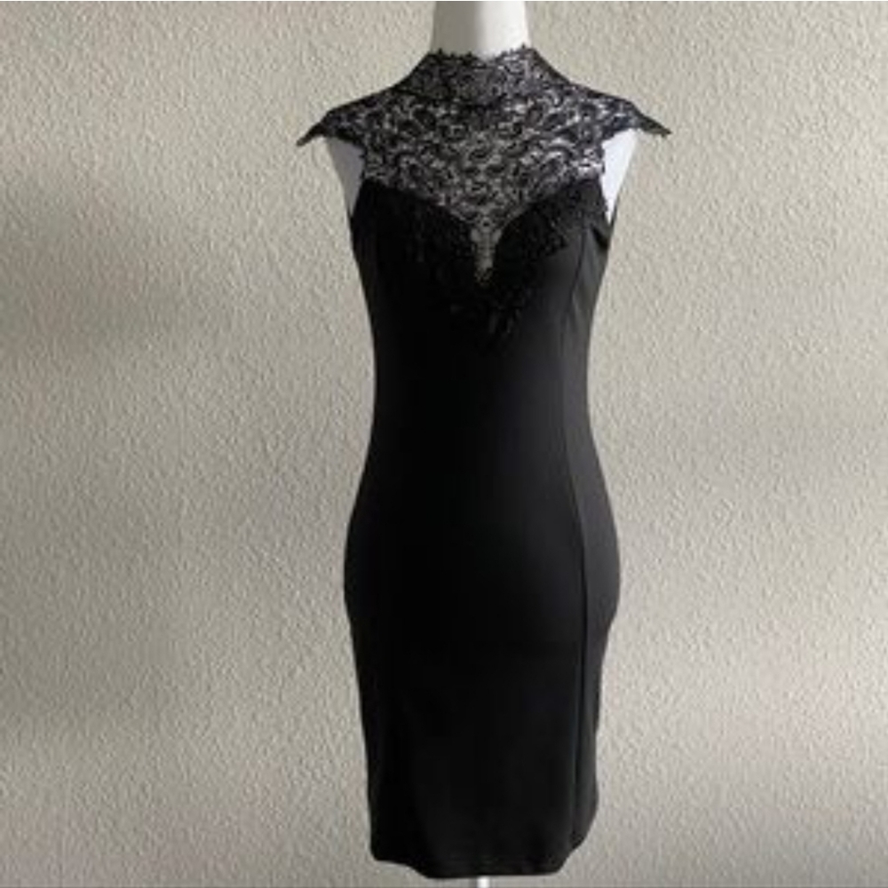 👗C graffitti bodycon dress 👗